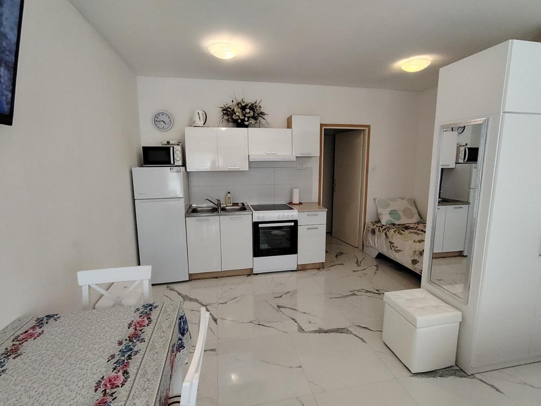 Studio-Apartman Ella Poreč Eksteriør bilde