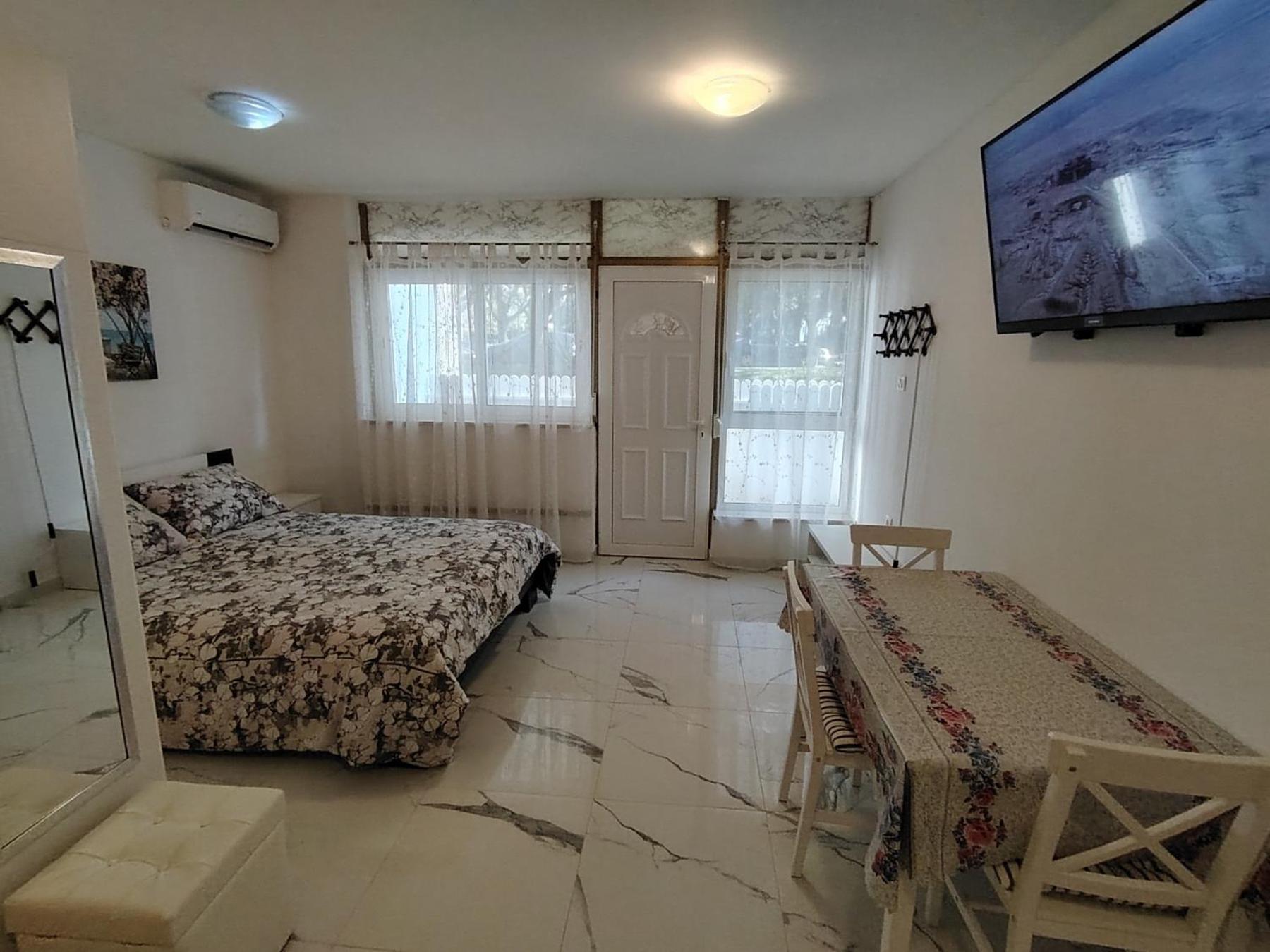 Studio-Apartman Ella Poreč Eksteriør bilde