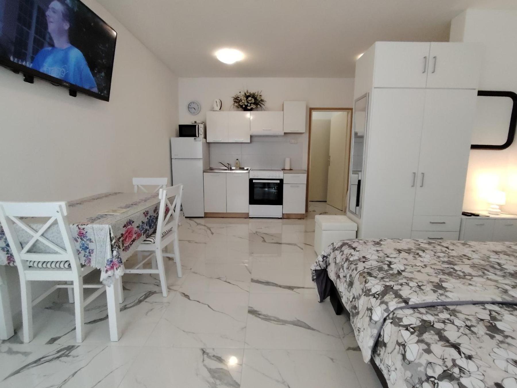 Studio-Apartman Ella Poreč Eksteriør bilde